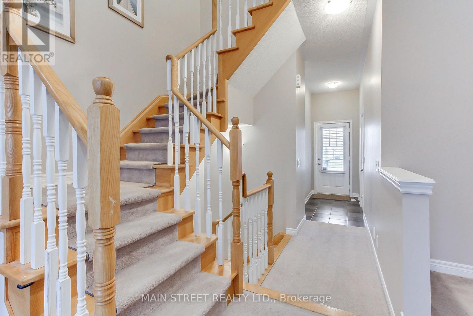 42 COURTLAND CRESCENT