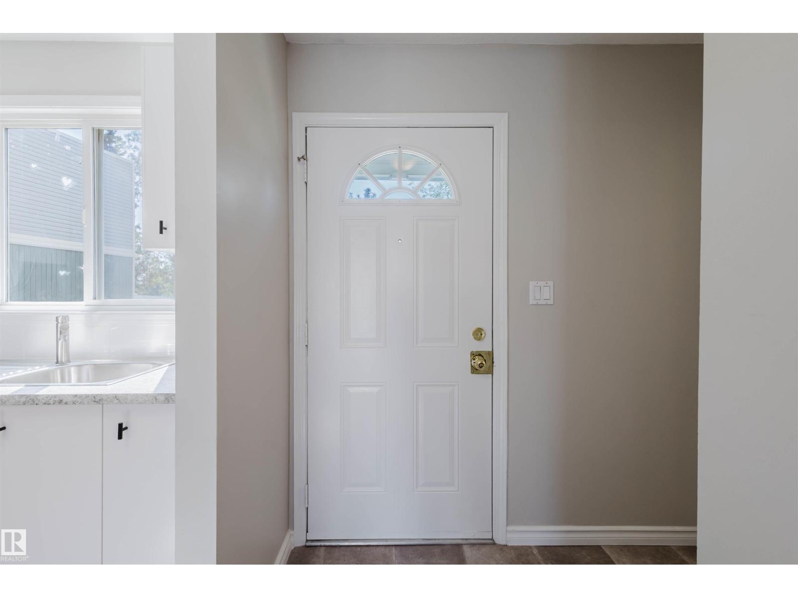 18160 81 AV NW
