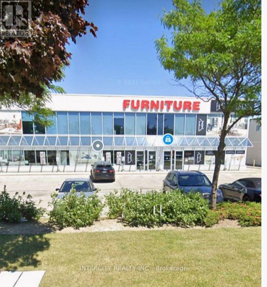 Photo 1 of 1 — 8 - 51 JEVLAN DRIVE Unit 8, Vaughan (East Woodbridge), ON L4L8C2