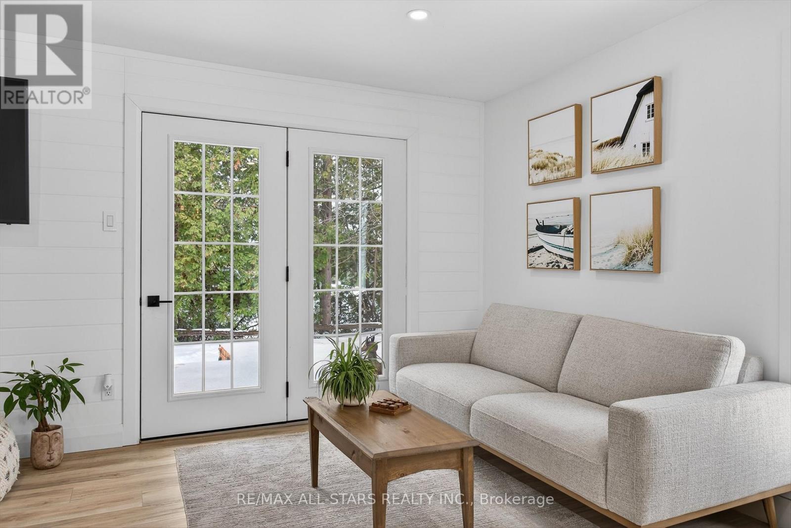 194 SNUG HARBOUR ROAD