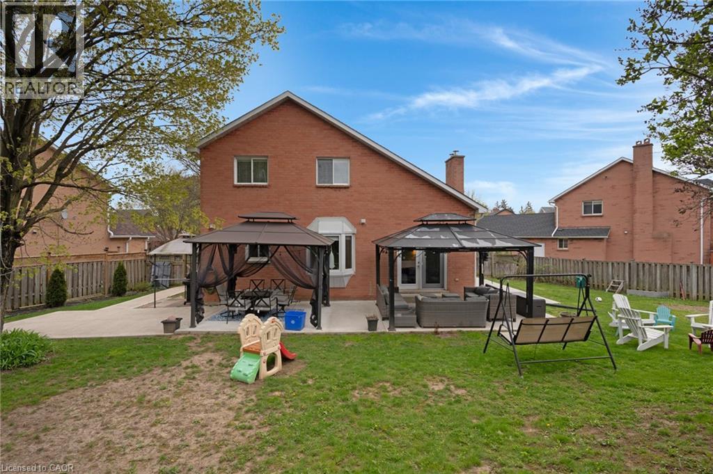 26 TELFER Court
