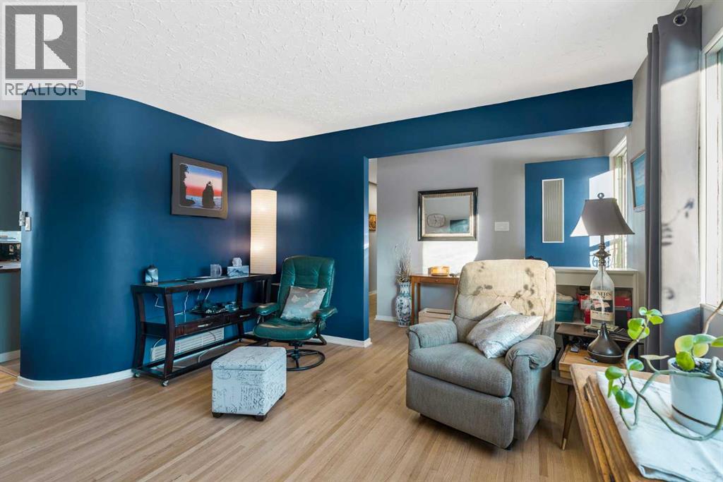 126 Springwood Drive SW