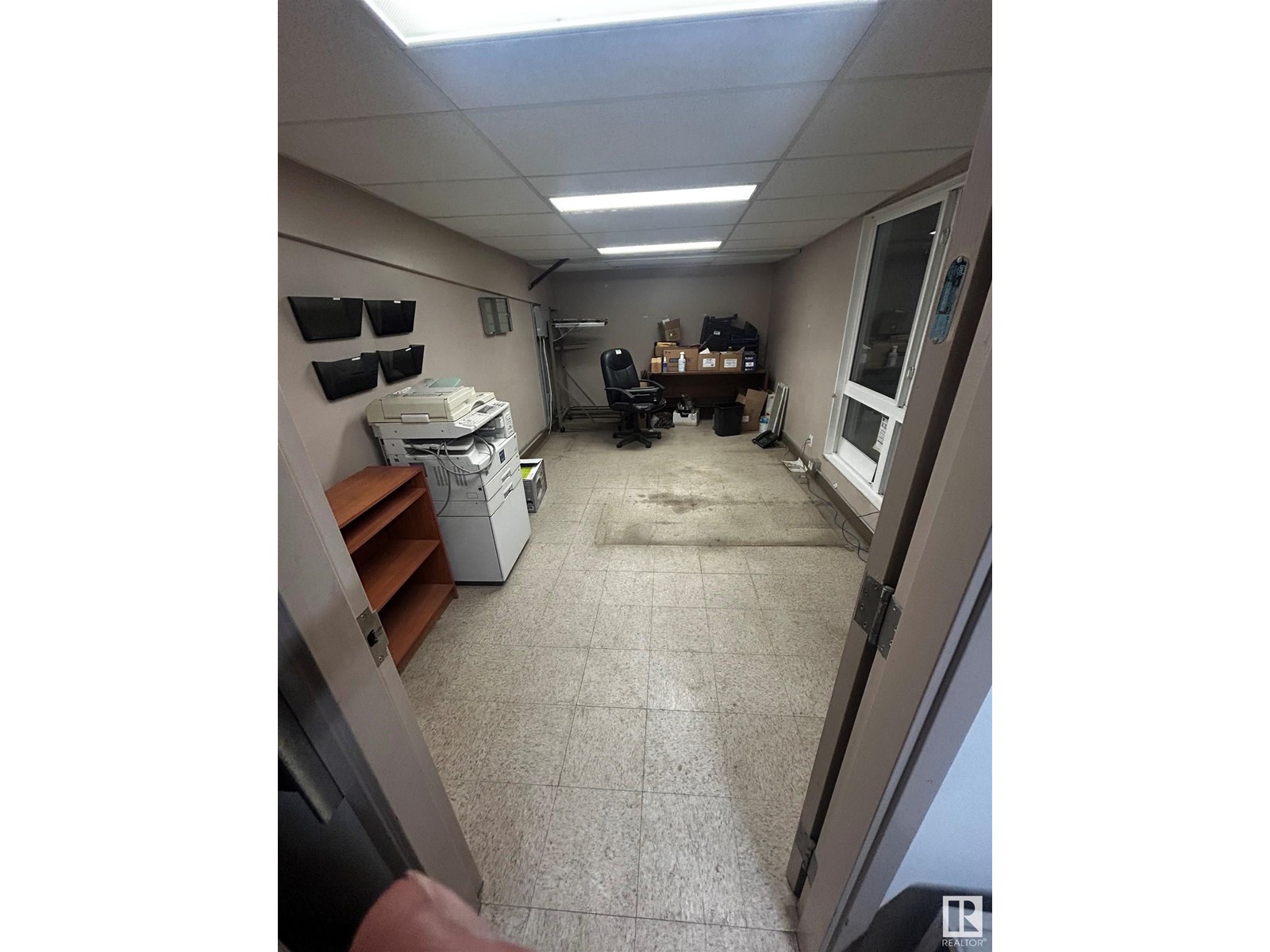 27278 HWY 628