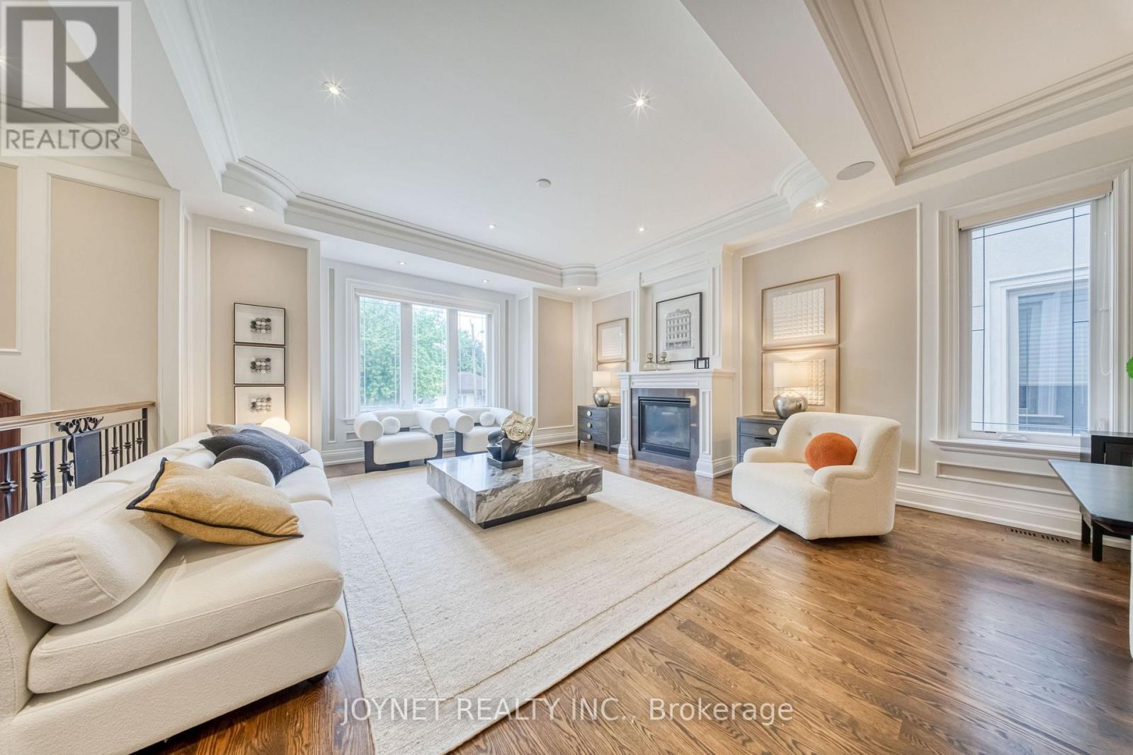 126 PARKVIEW AVENUE