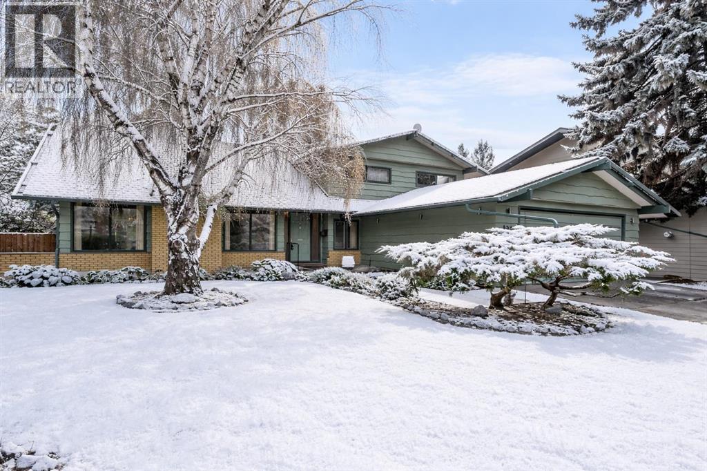 427 Willow Grove Crescent SE