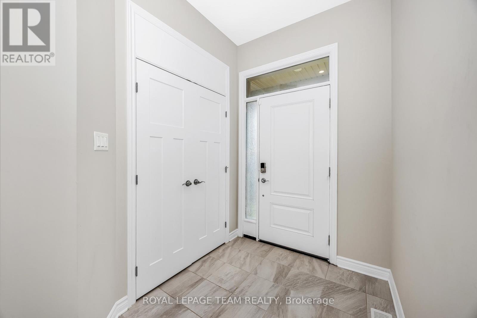 526 EDENWYLDE DRIVE