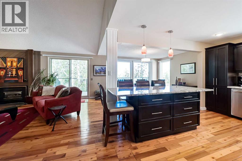 44 Coach Manor Rise SW