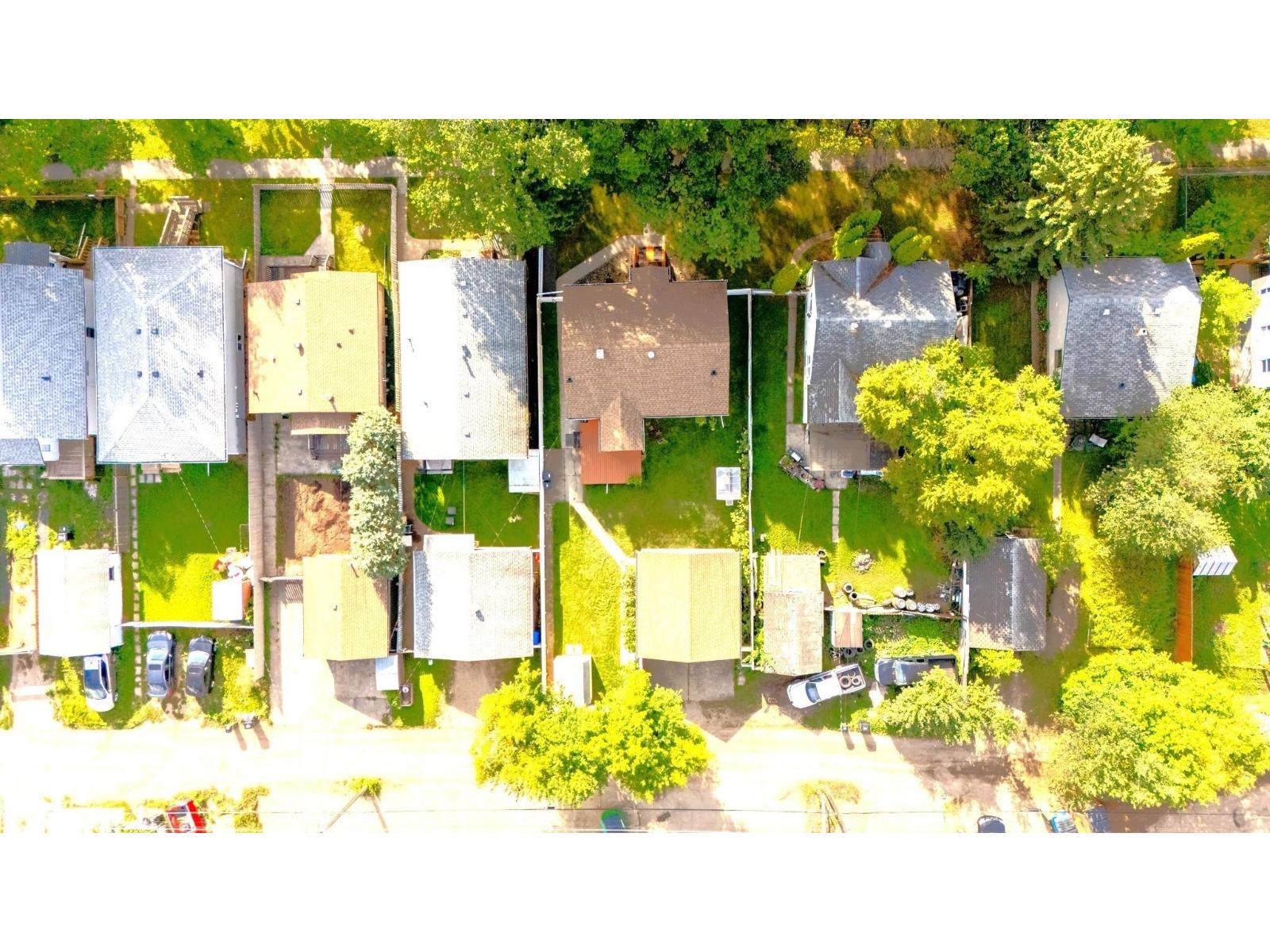 12021 67 ST NW