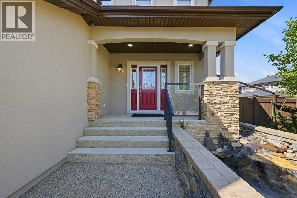 160 Panatella Crescent NW