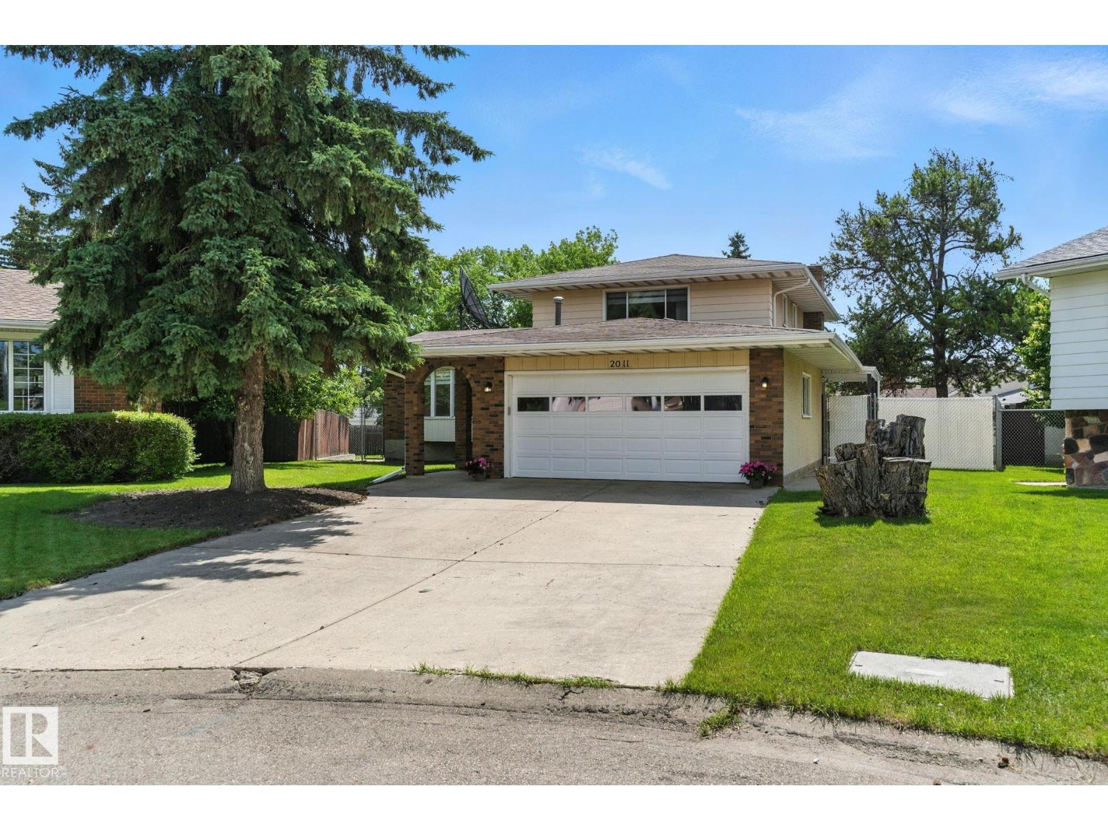 2011 89 ST NW