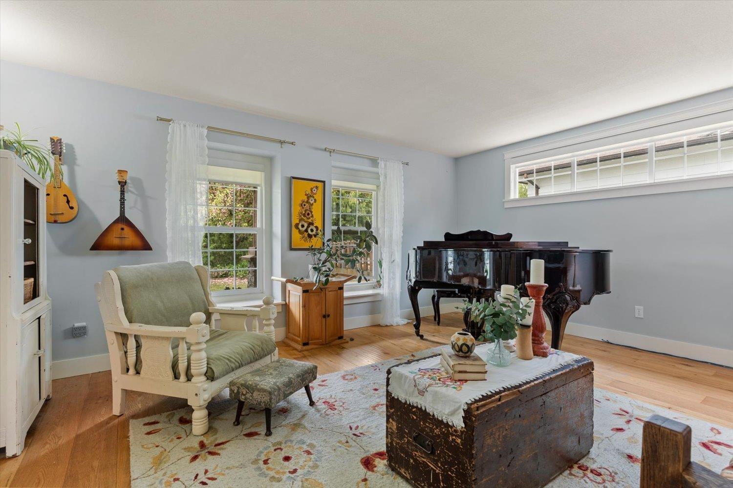 42302 KNOX AVENUE|Yarrow