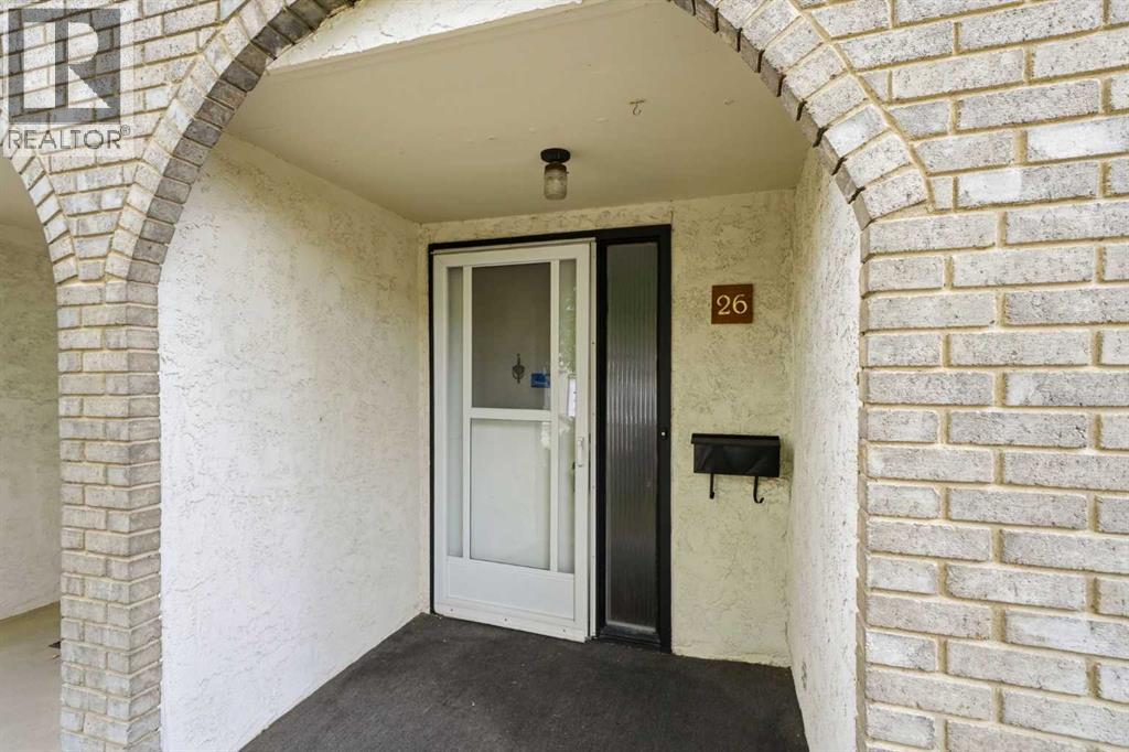 26, 5400 Dalhousie Drive NW