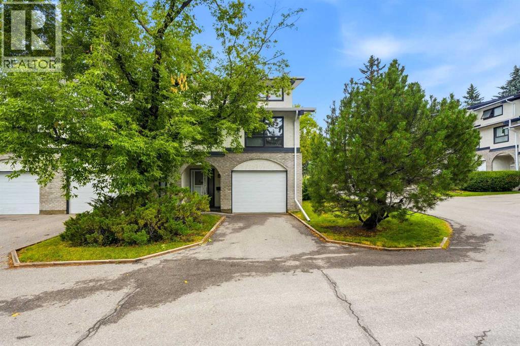 26, 5400 Dalhousie Drive NW