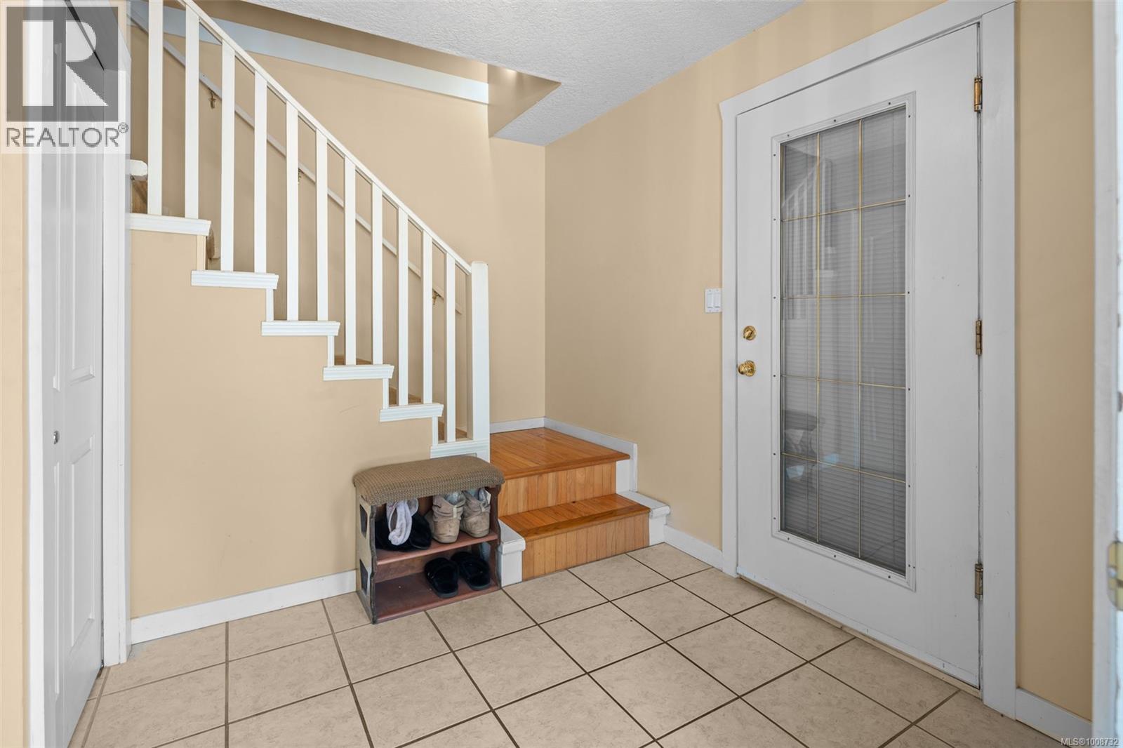105 Rockcliffe Pl