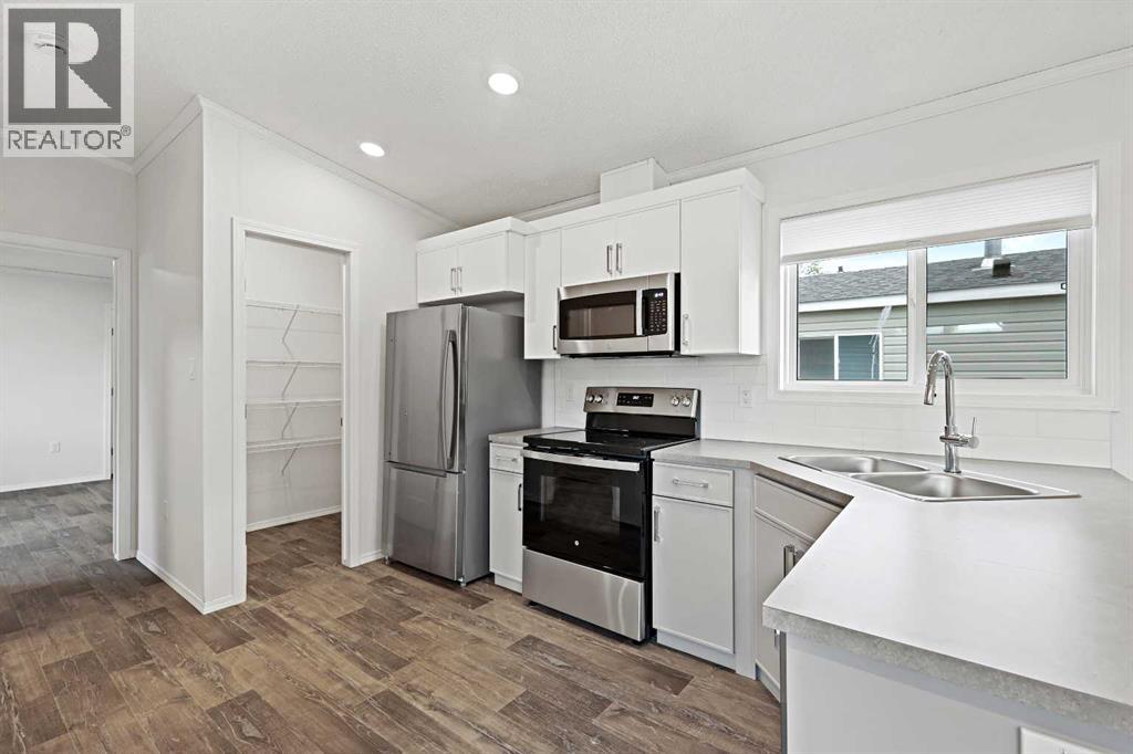 5, 6220 17 Avenue SE