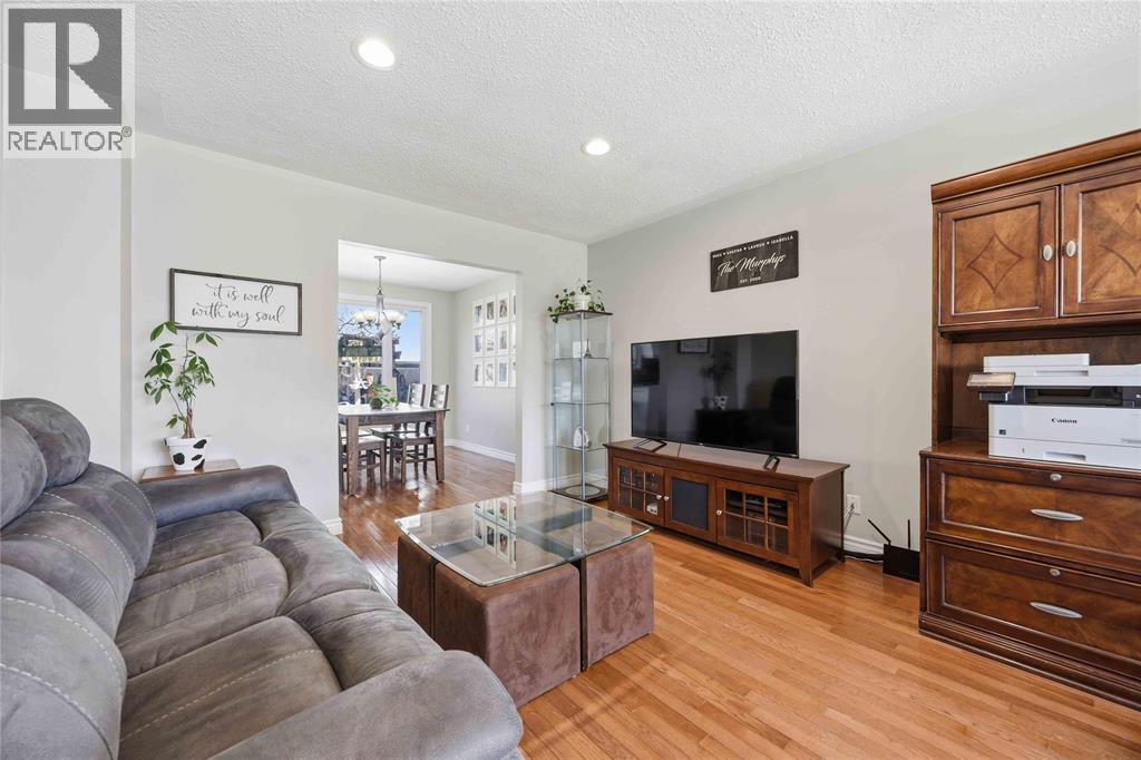 1224 ARLINGTON AVENUE