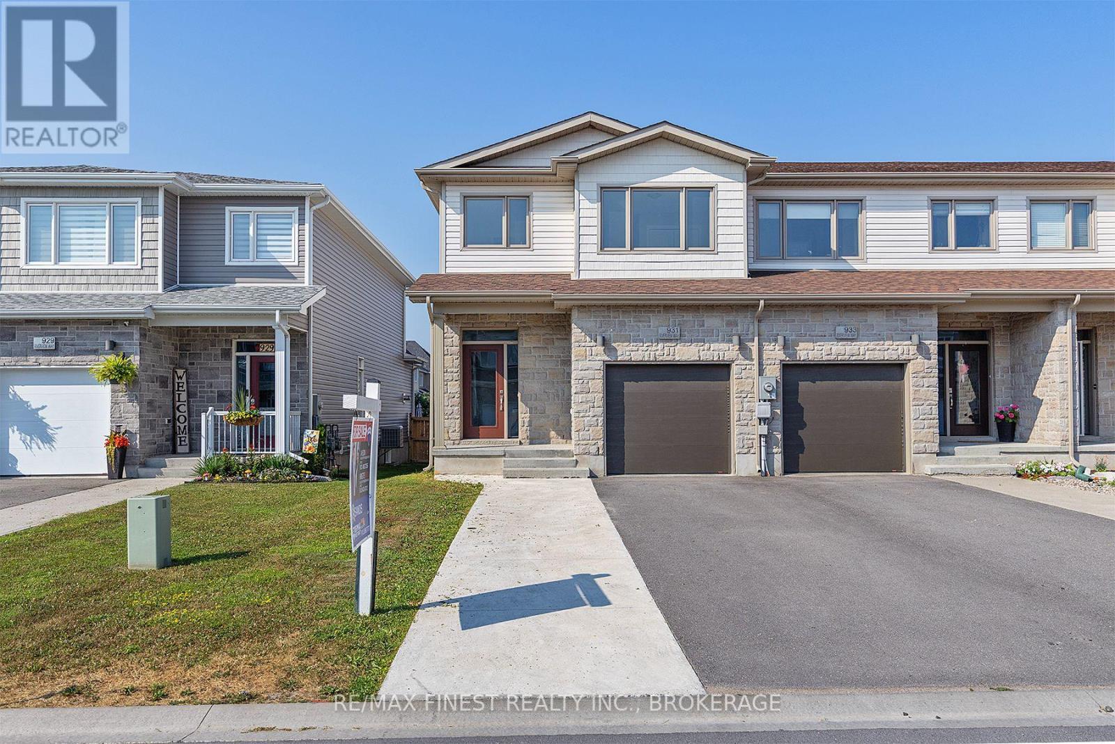 931 RIVERVIEW WAY