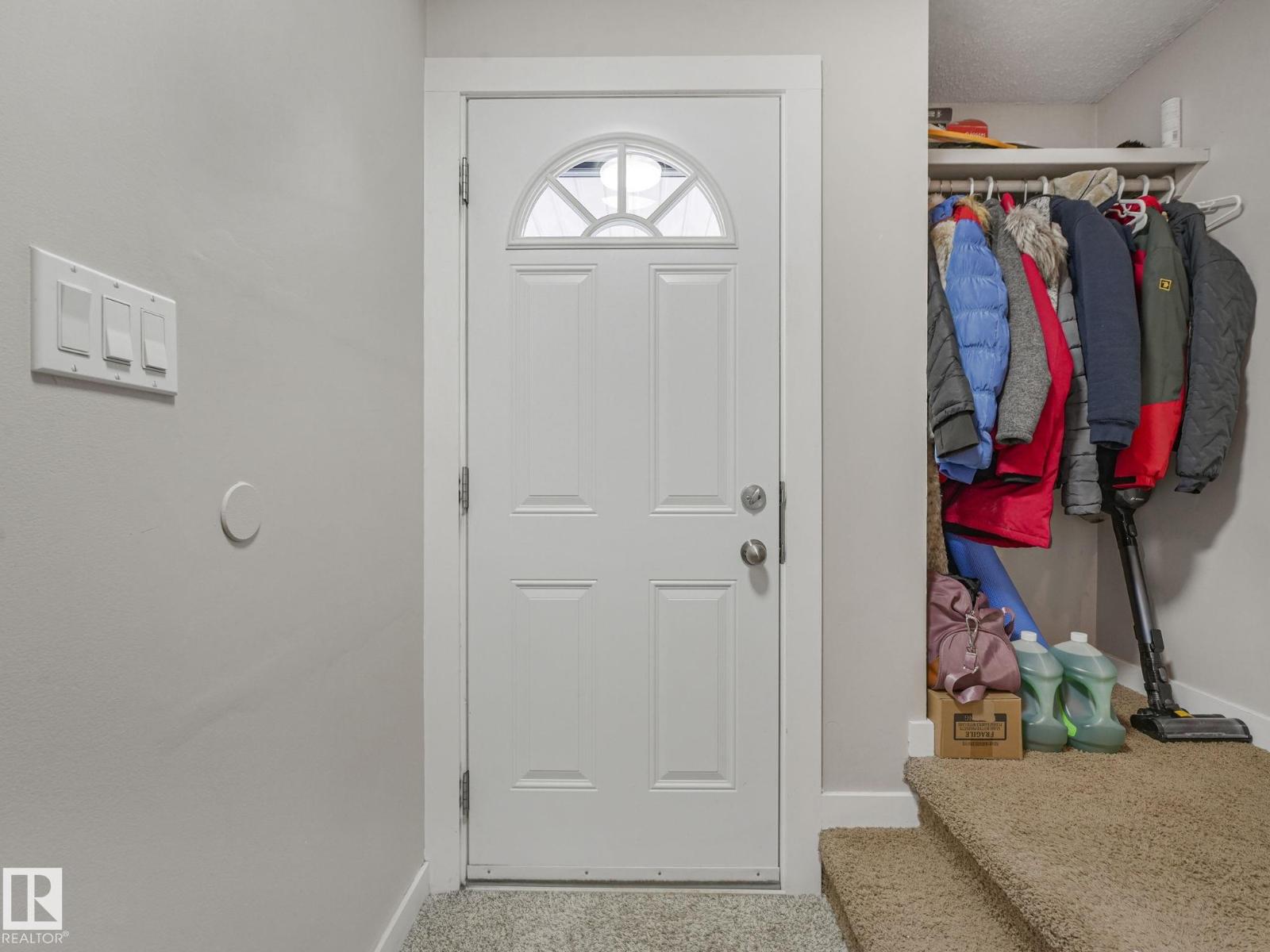13271 47 ST NW