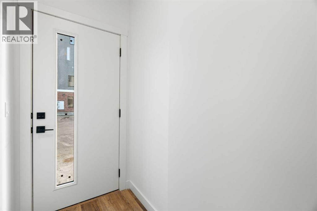 208, 156 Park Street