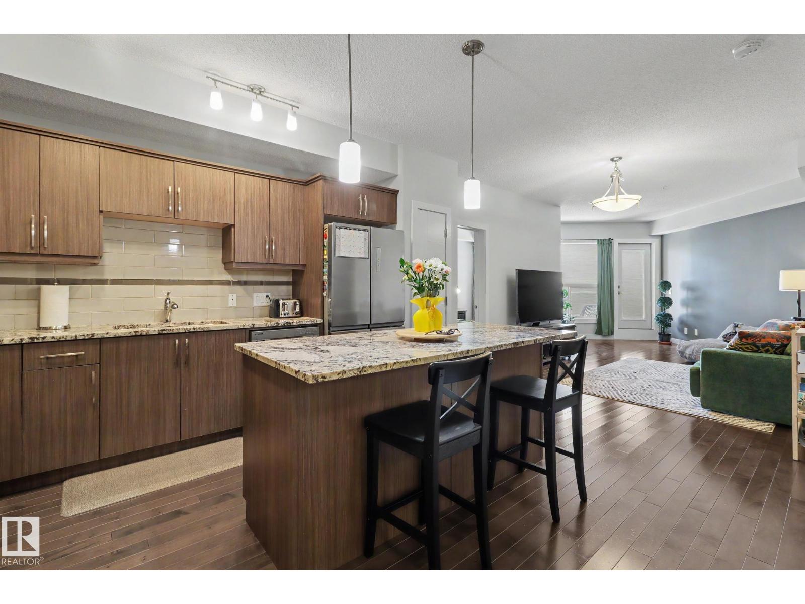#315 10523 123 ST NW