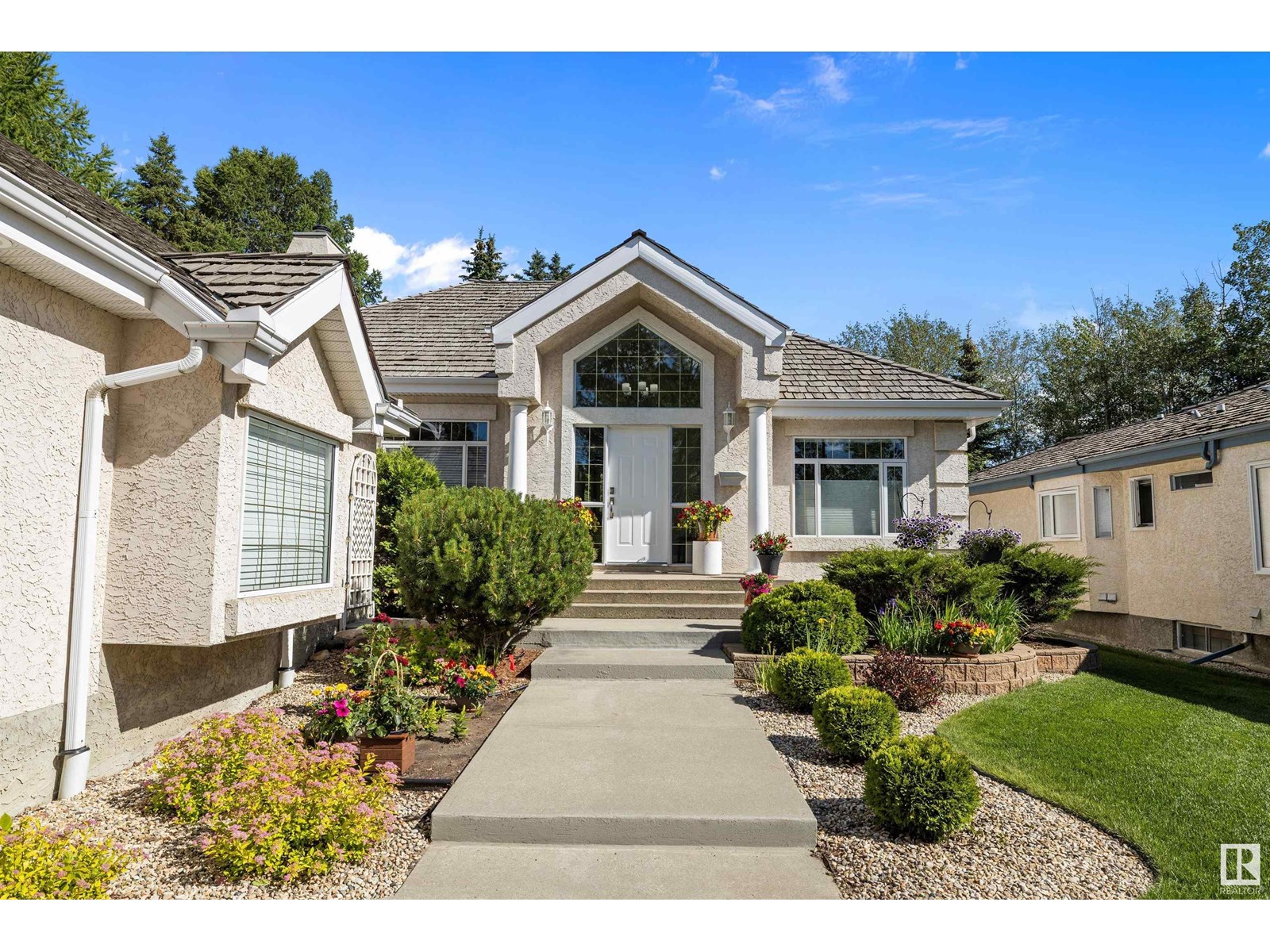 75 BLACKBURN DR W SW