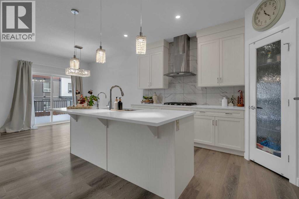 #208 Dawson Harbour Heights