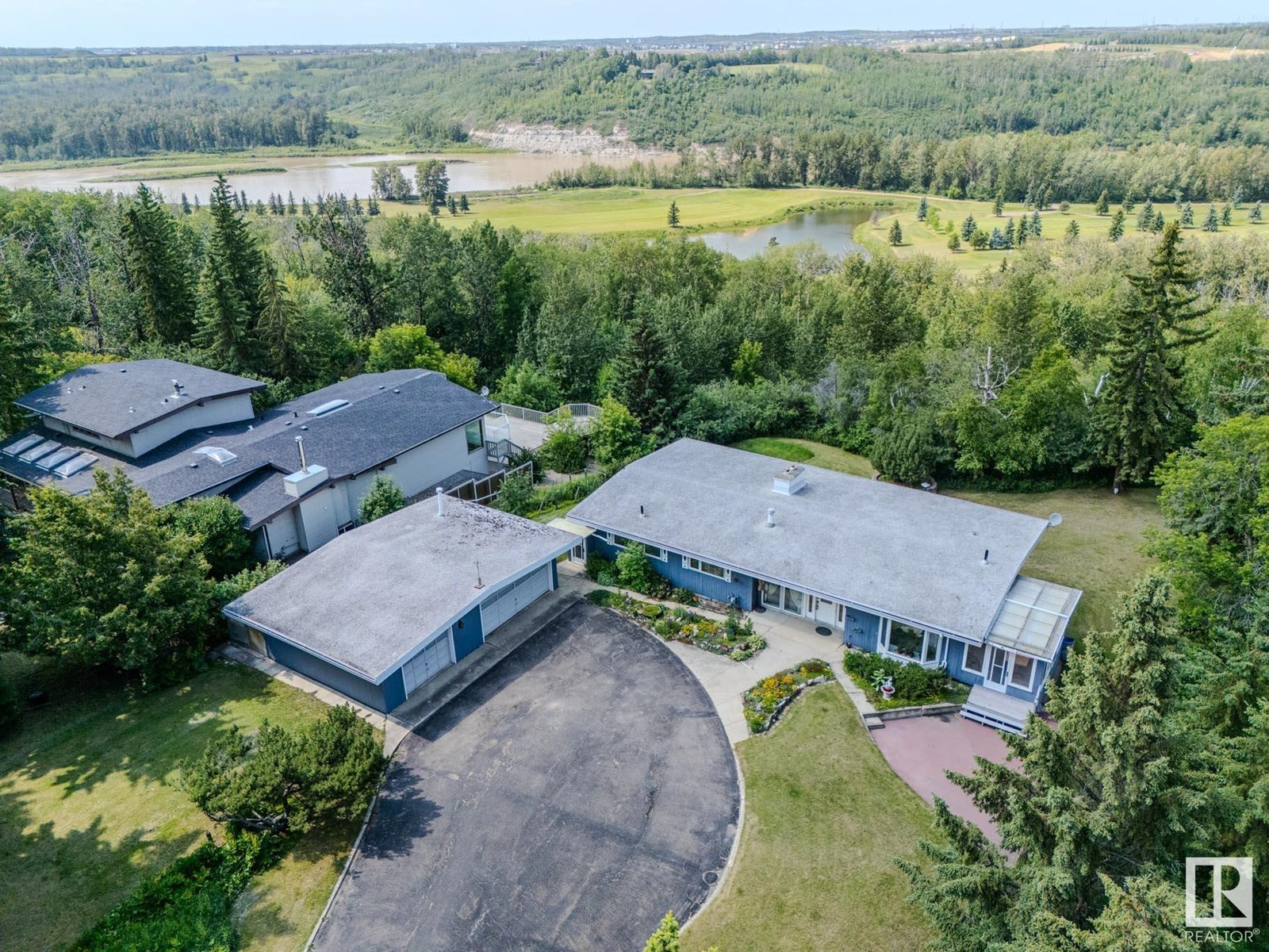 140 WINDERMERE DR NW
