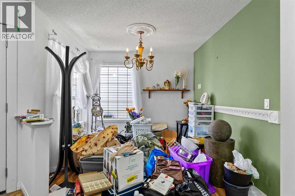 303 Bridlemeadows Common SW
