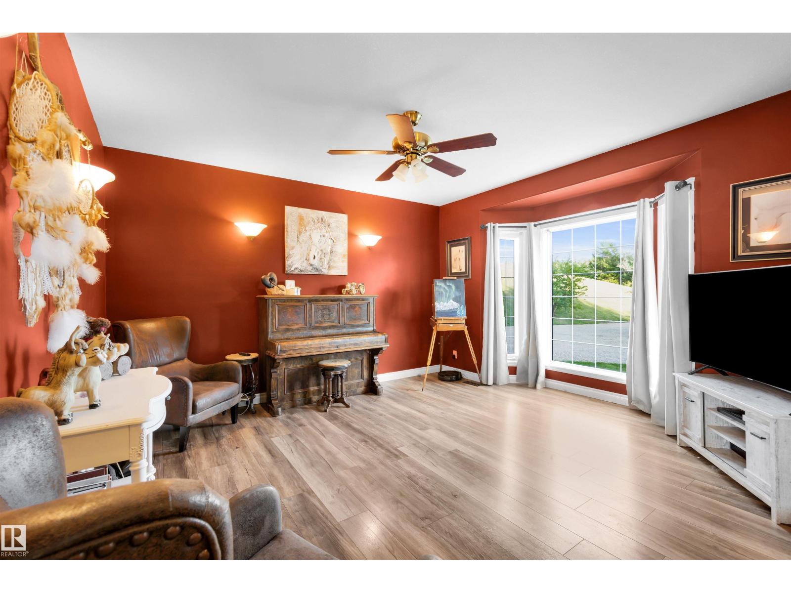 #10 52508 RGE ROAD 21