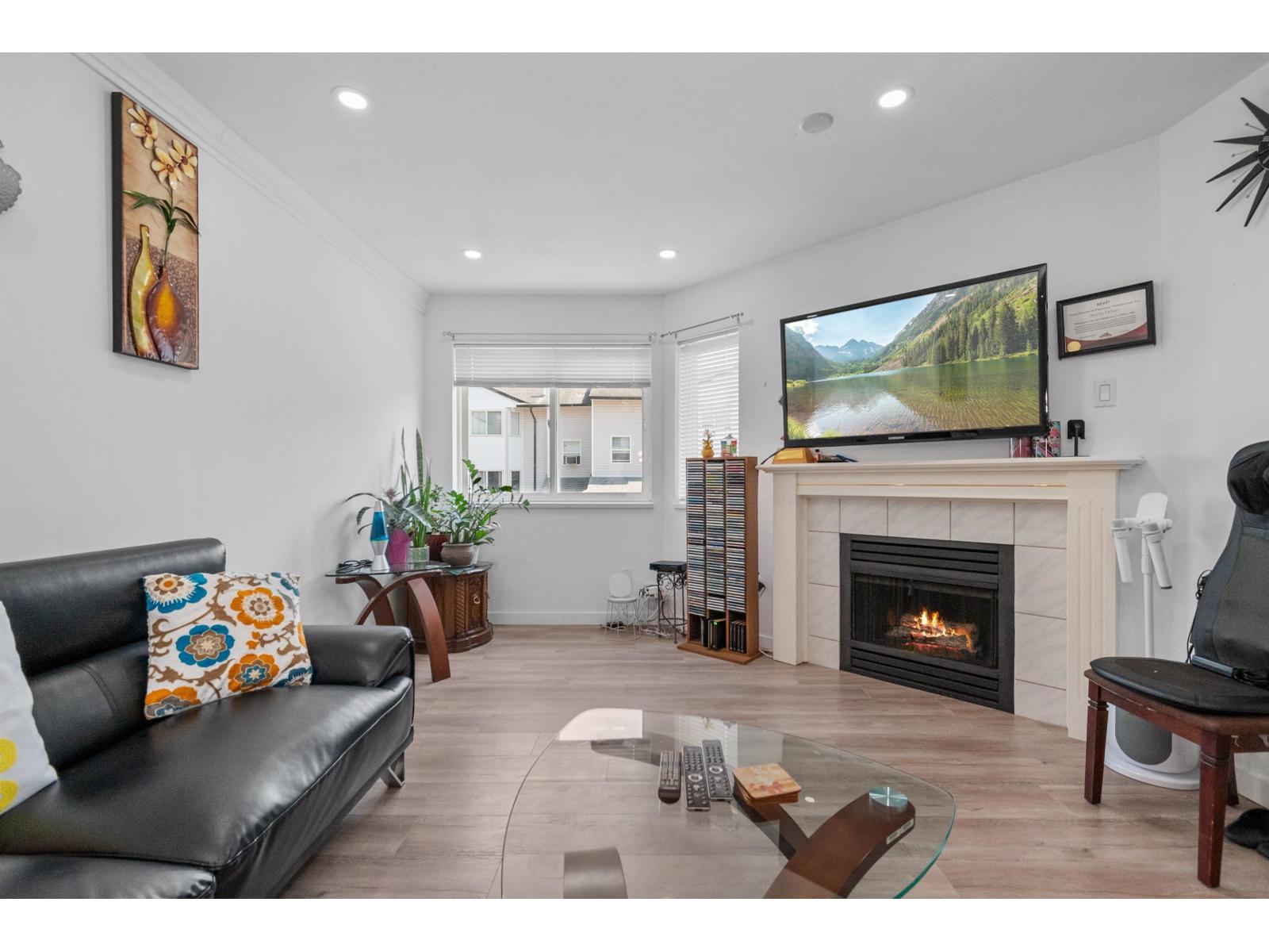 4 5950 VEDDER ROAD|Vedder Crossing