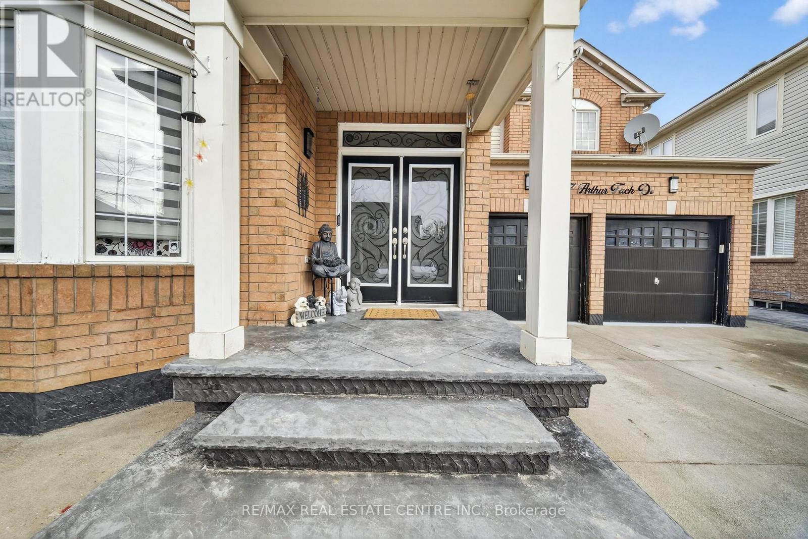 207 ARTHUR FACH DRIVE