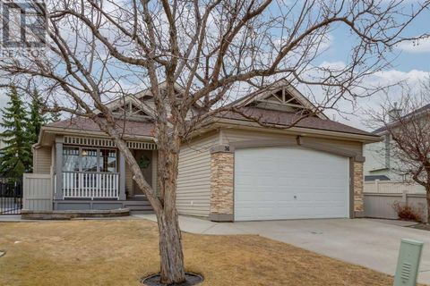 36 Hidden Ranch Mews NW Calgary AB T3A5Z5