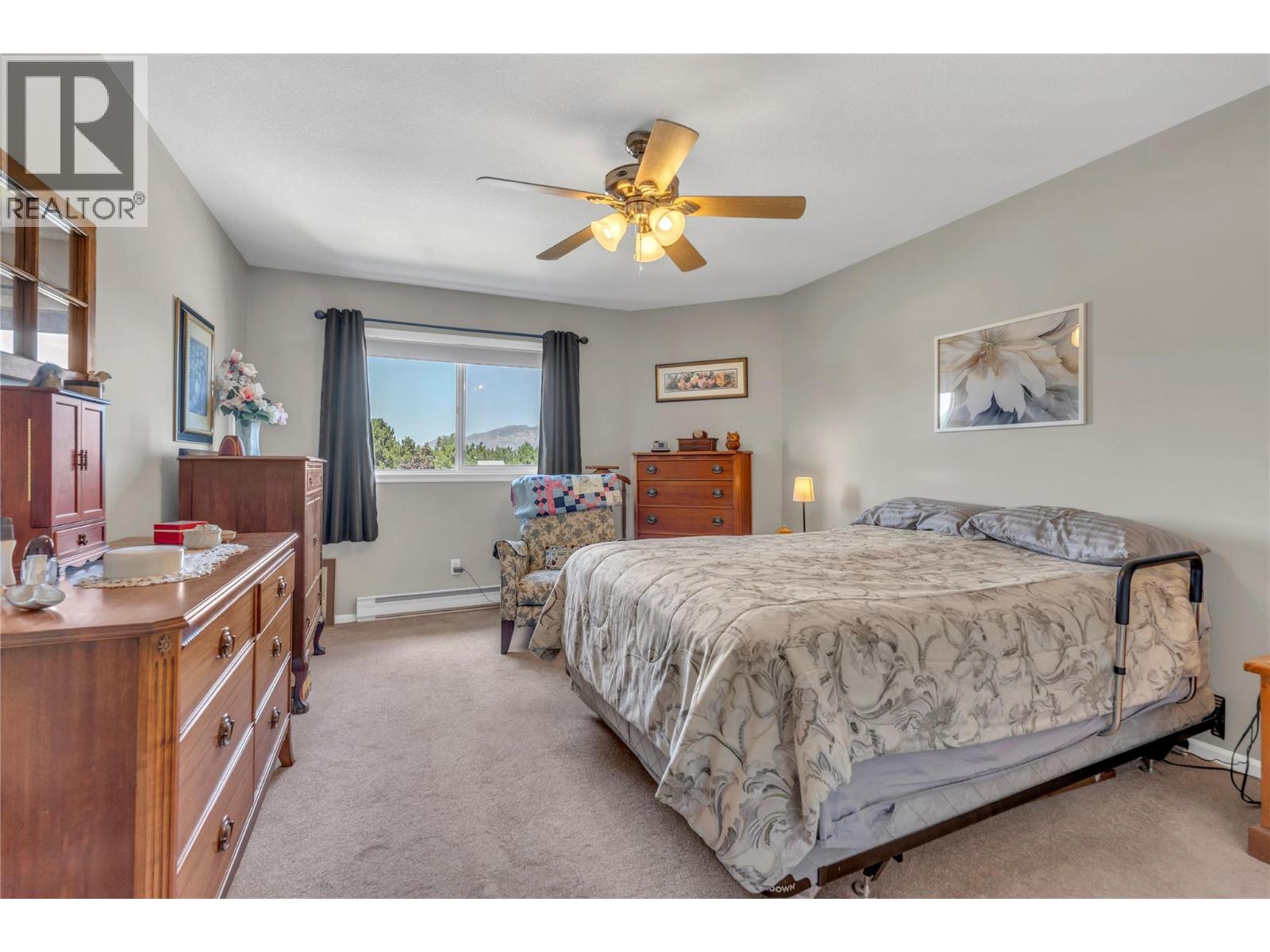 8907 Pineo Court Unit# 306