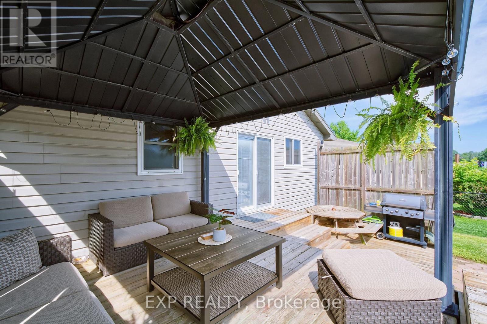 8 REBECCA DRIVE