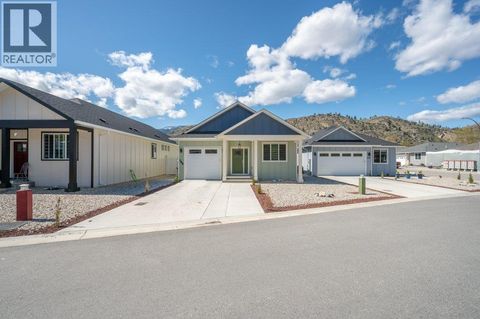 288 BENTGRASS Avenue Oliver BC V0H1T3