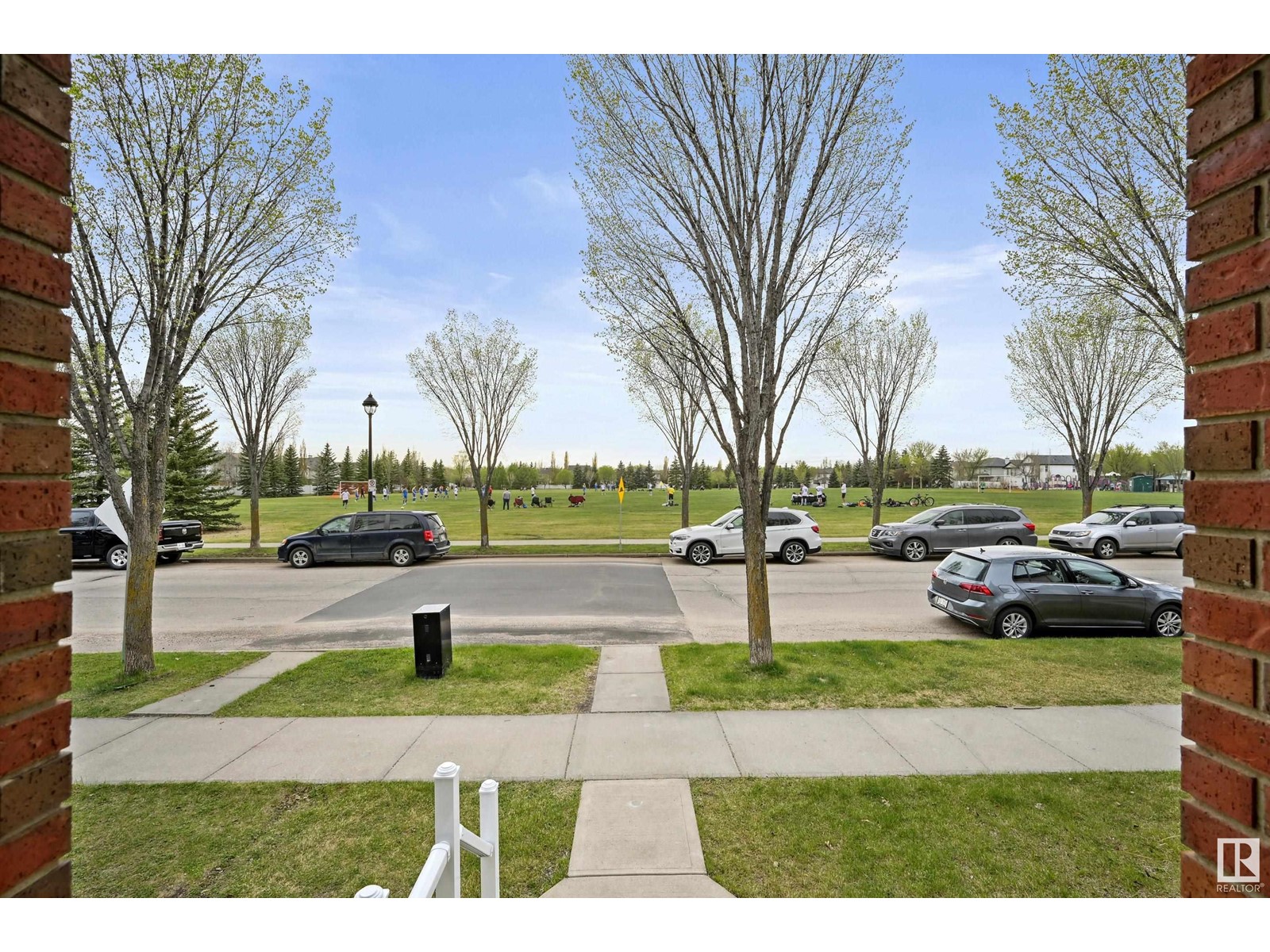 1620 TOMLINSON CM NW