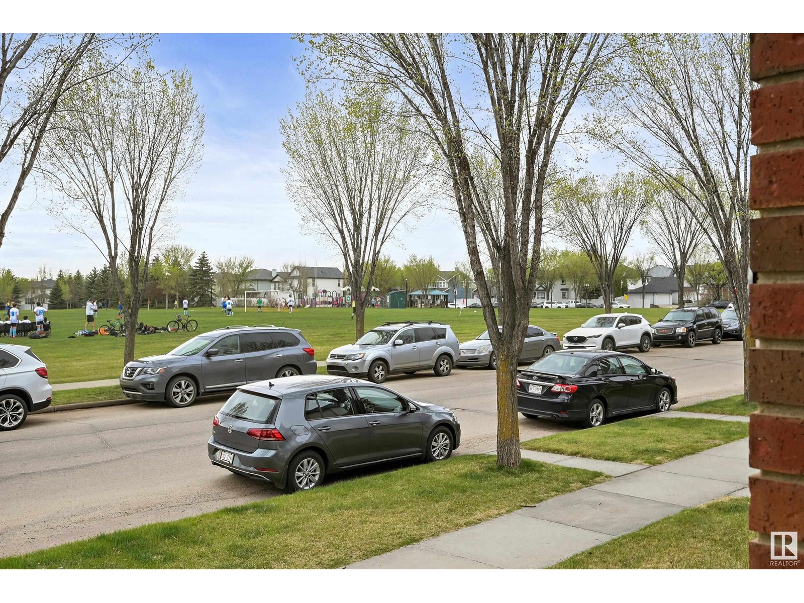 1620 TOMLINSON CM NW