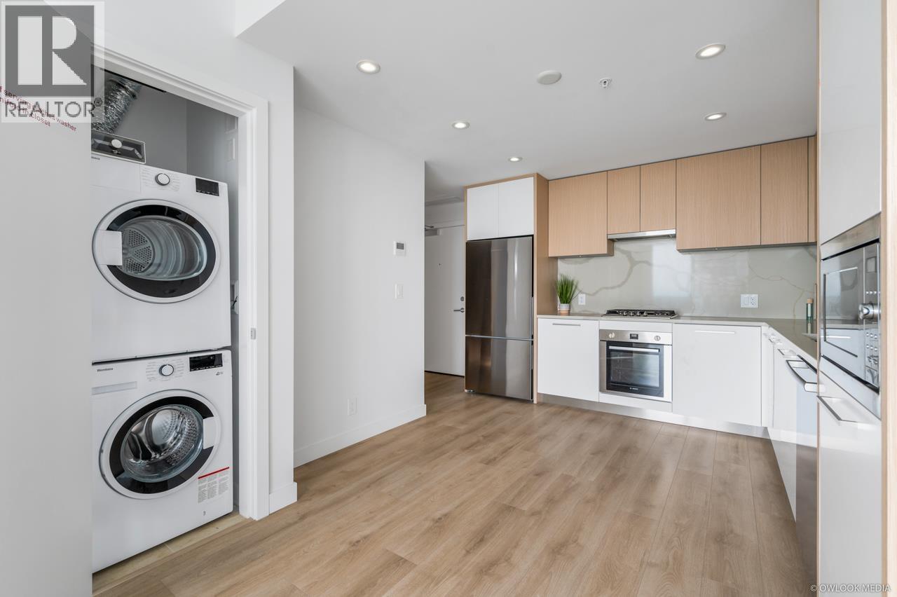 2607 567 CLARKE ROAD