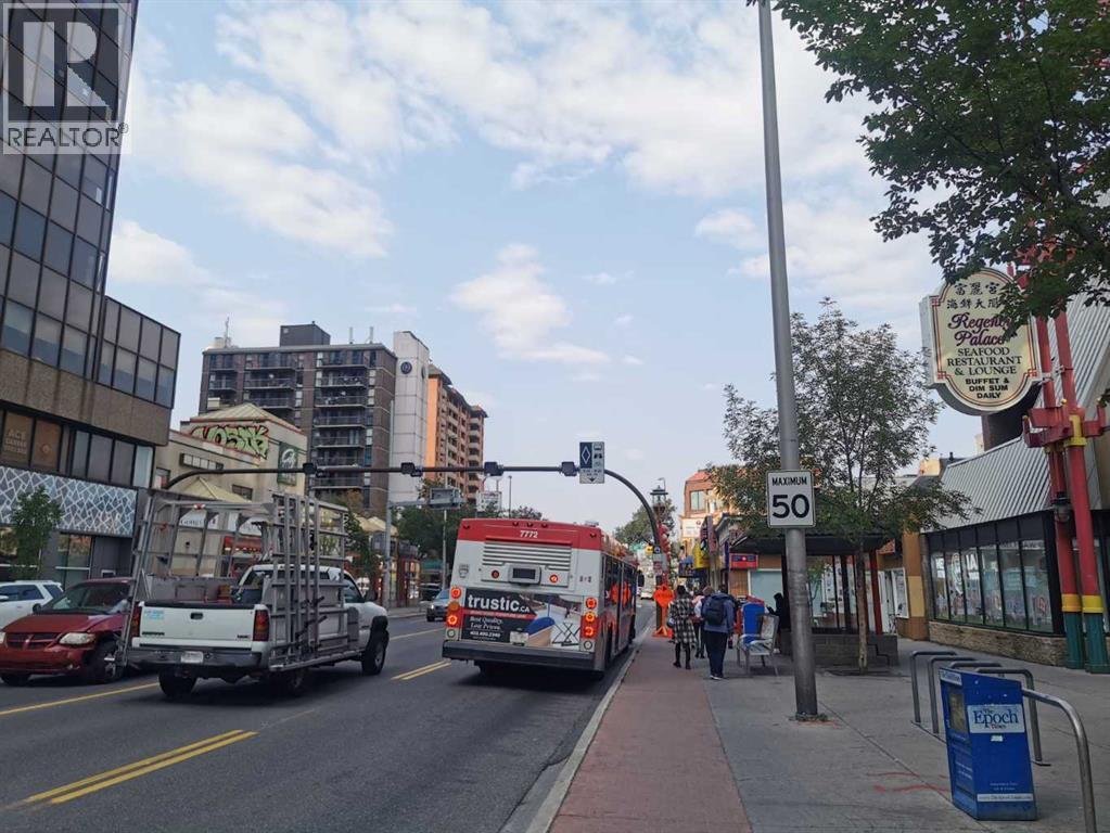 218, 328 Centre Street SE