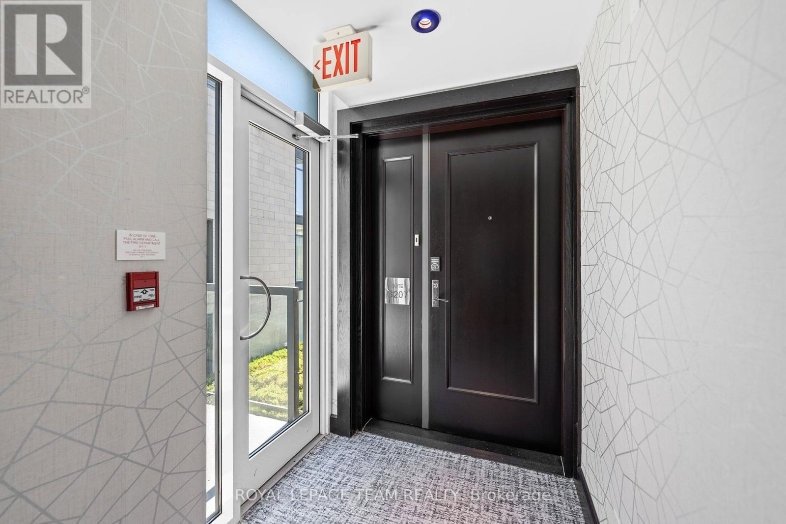 G207 - 700 SUSSEX DRIVE