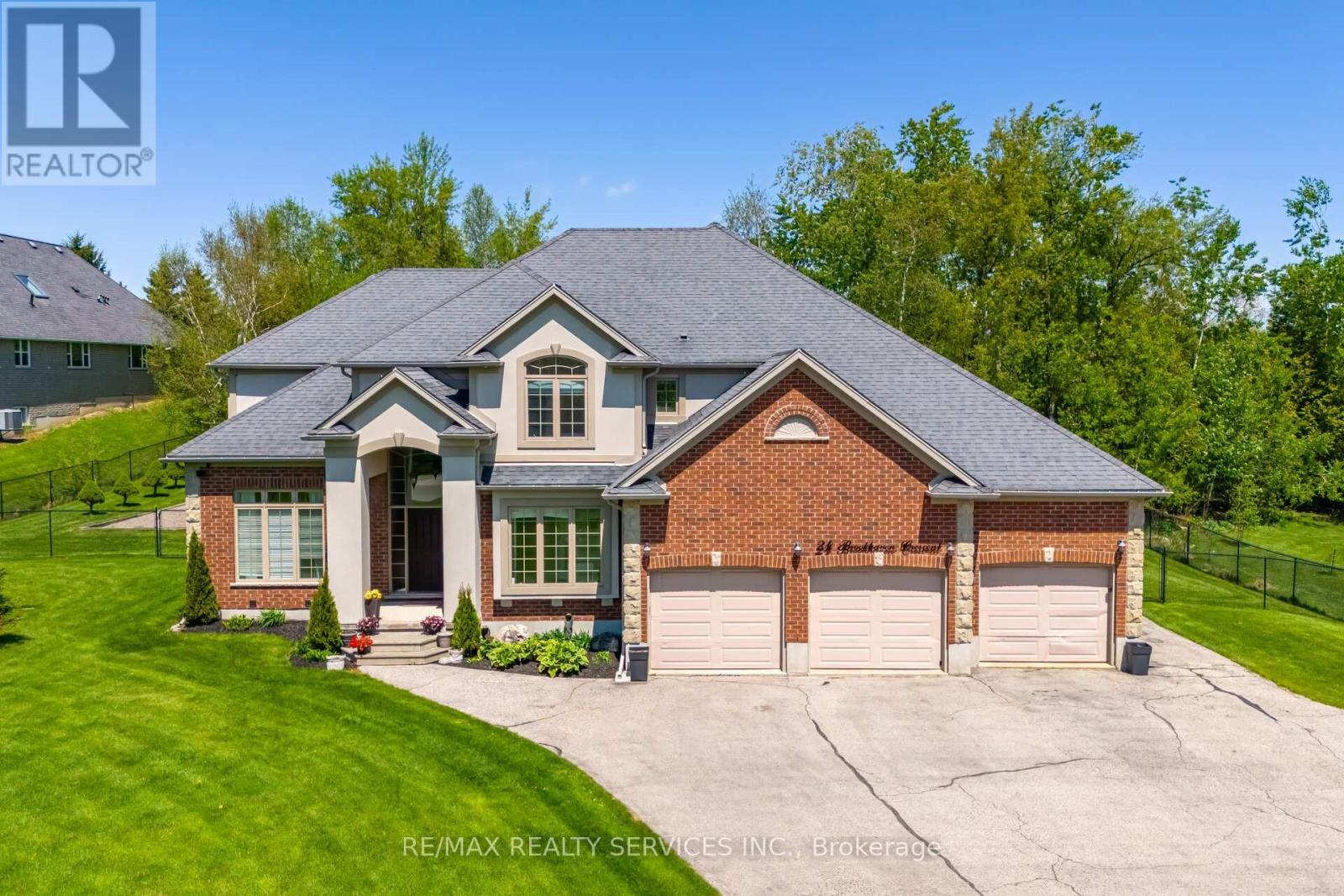 24 BROOKHAVEN CRESCENT