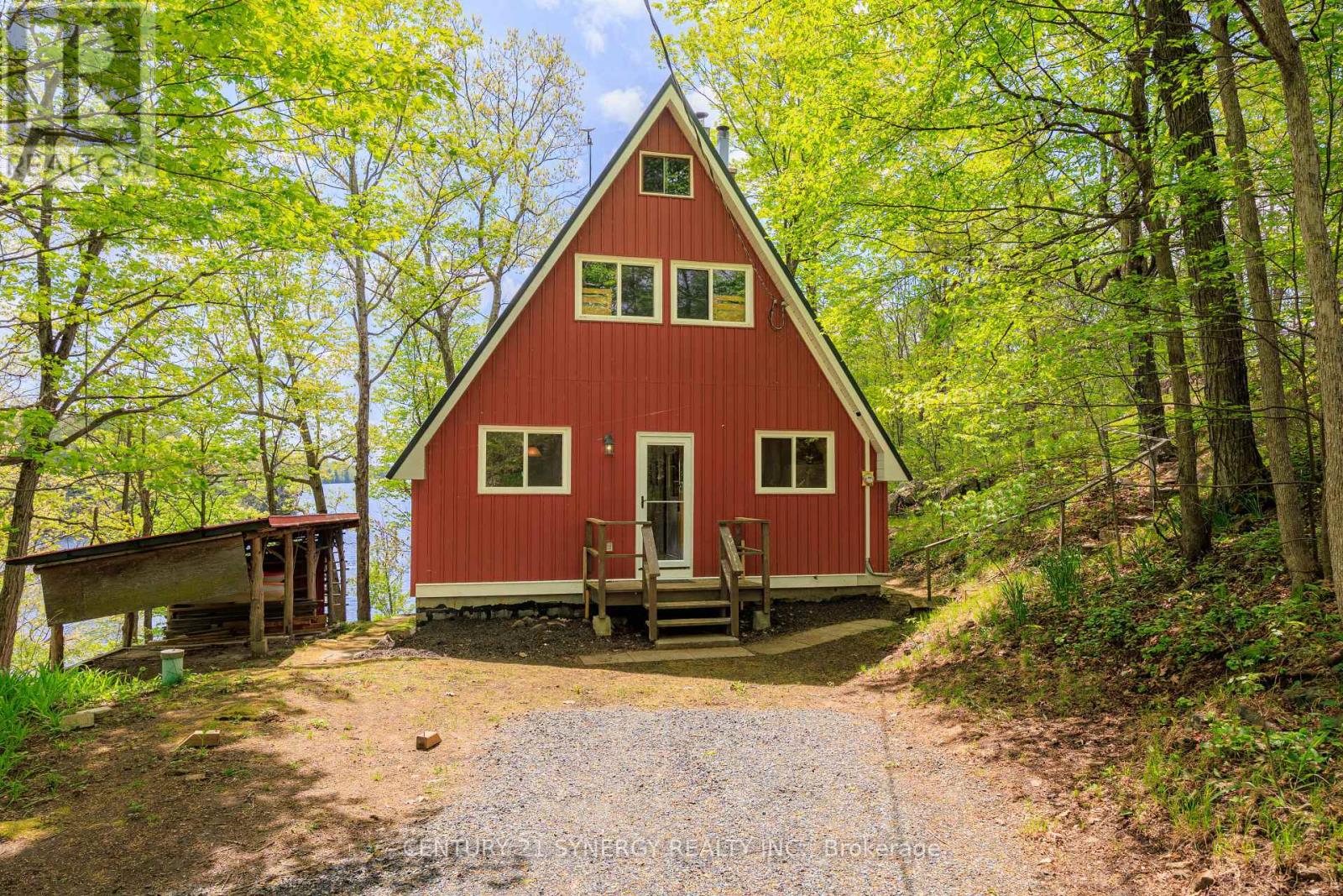 281 PINE SHORES LANE