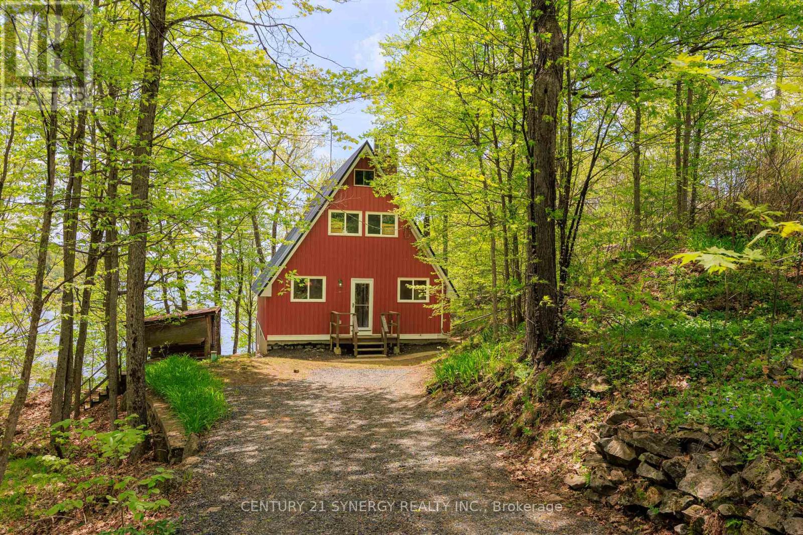281 PINE SHORES LANE