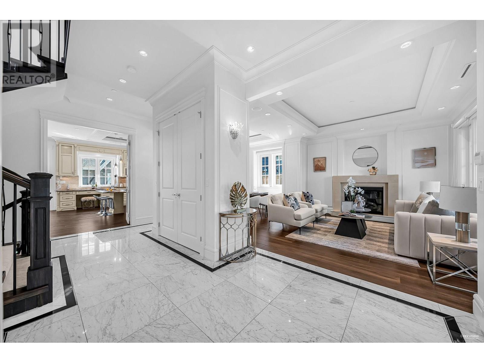 3176 W 35TH AVENUE