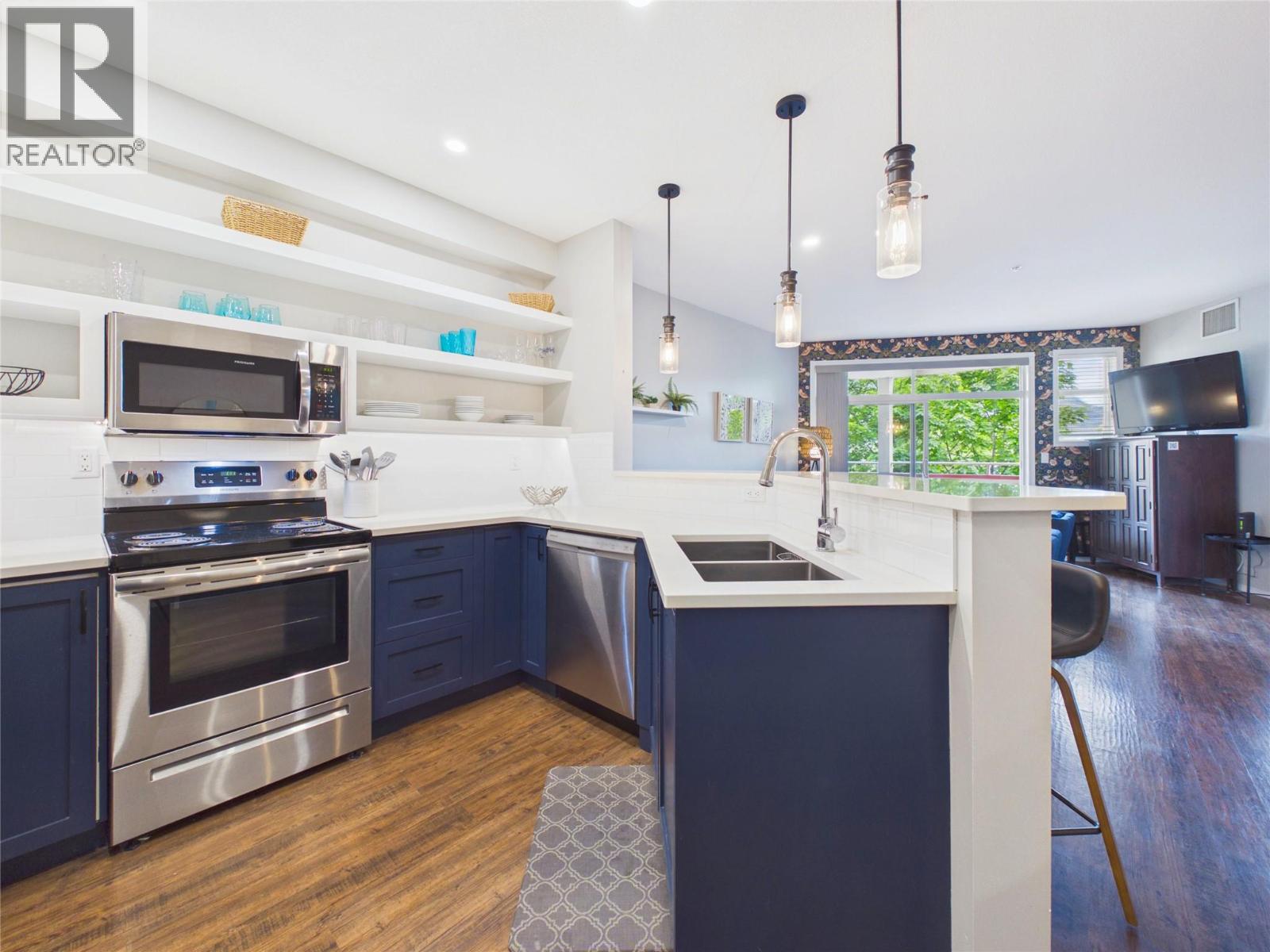 1088 Sunset Drive Unit# 302