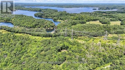 PT LT 6 SAND LAKE ROAD Rideau Lakes ON K0G1E0