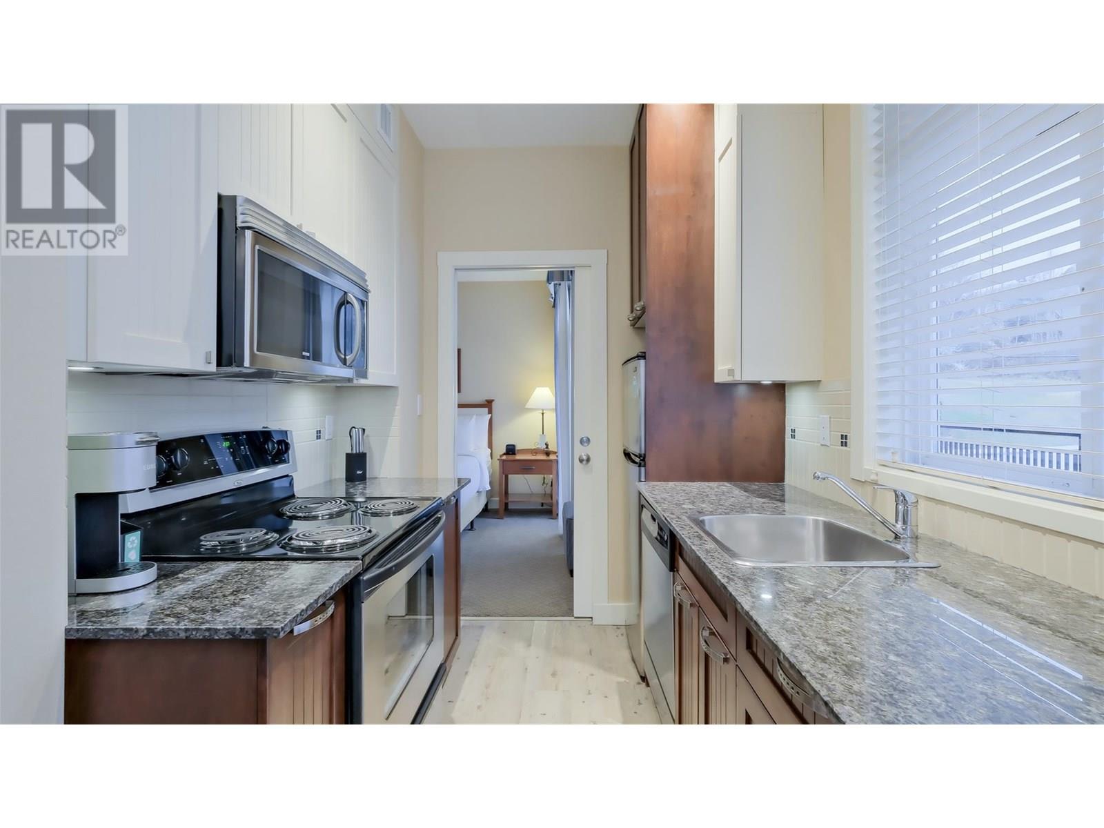 13011 Lakeshore Drive S Unit# 116