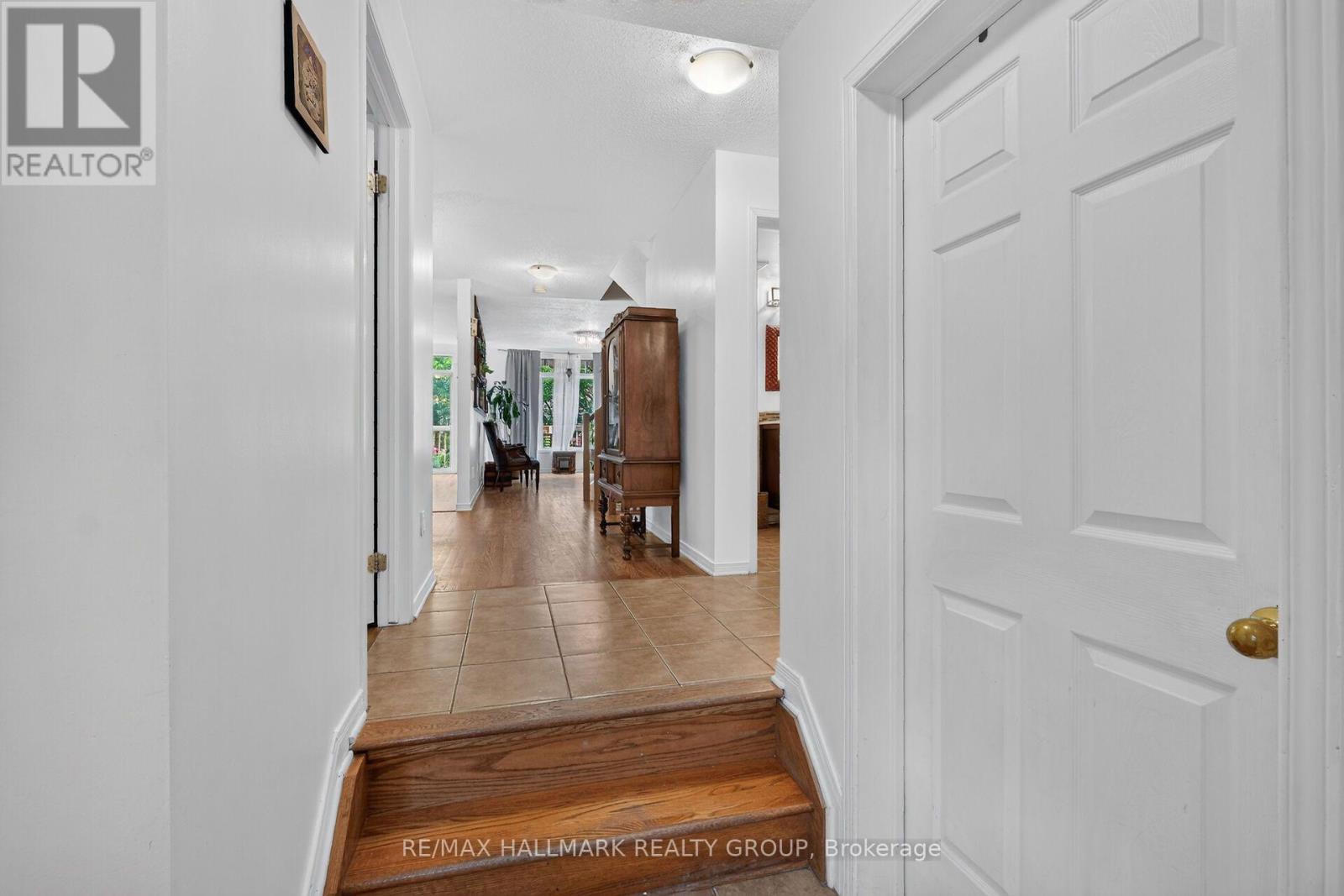 174 CARWOOD CIRCLE W