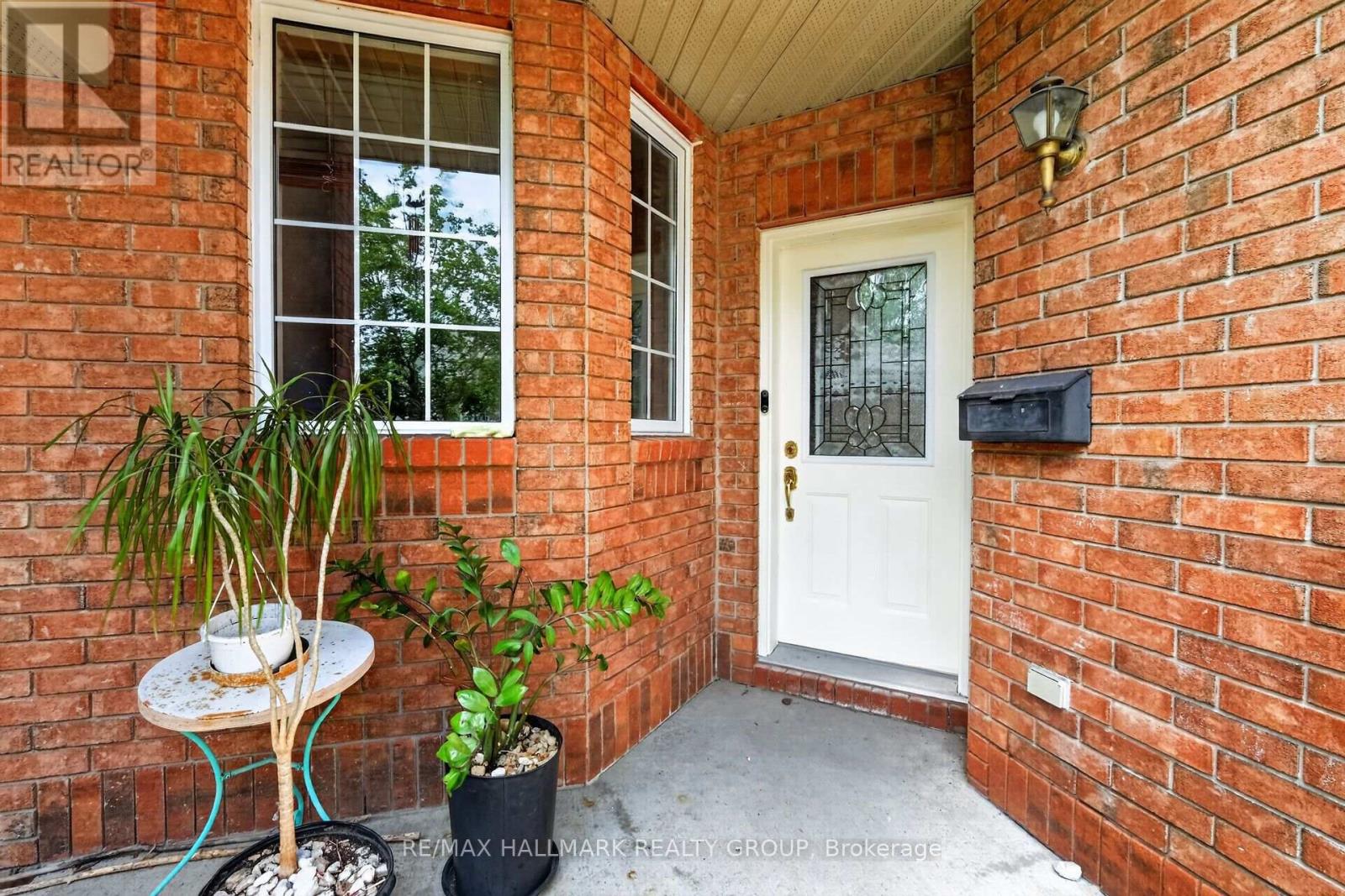 174 CARWOOD CIRCLE W