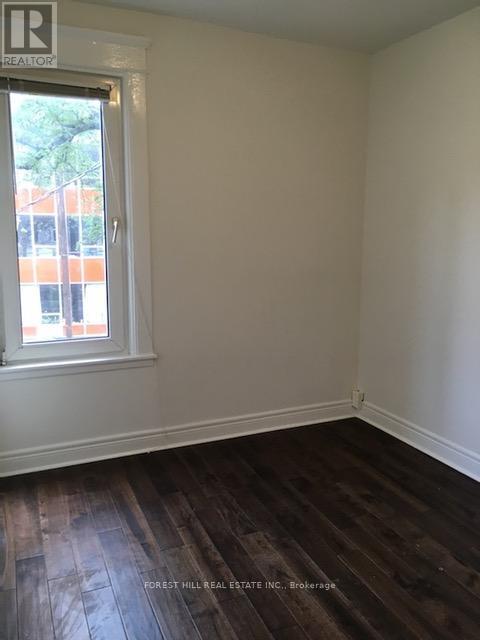 UNIT 1 - 542 SPADINA CRESCENT